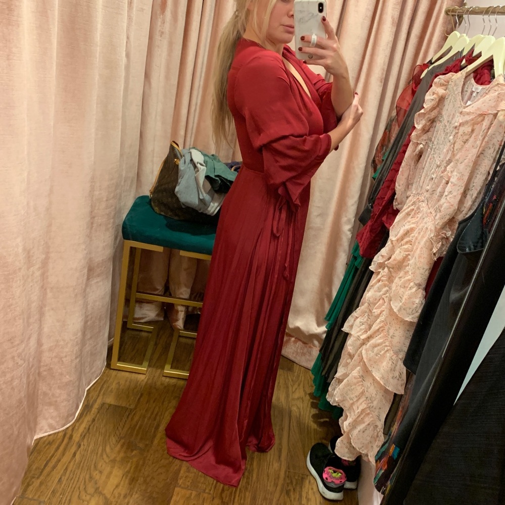 Aakaa maxi ruffled sleeve dress